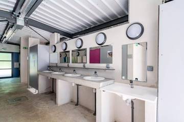 Camping pour 6 Personnes dans Vierzon, Cher, Photo 2