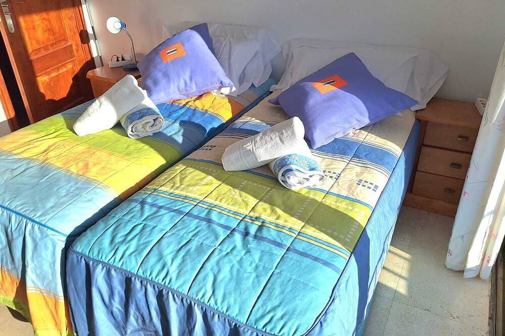 Room + bathroom, splendid sea view, well equipped in Callao Salvaje, Adeje