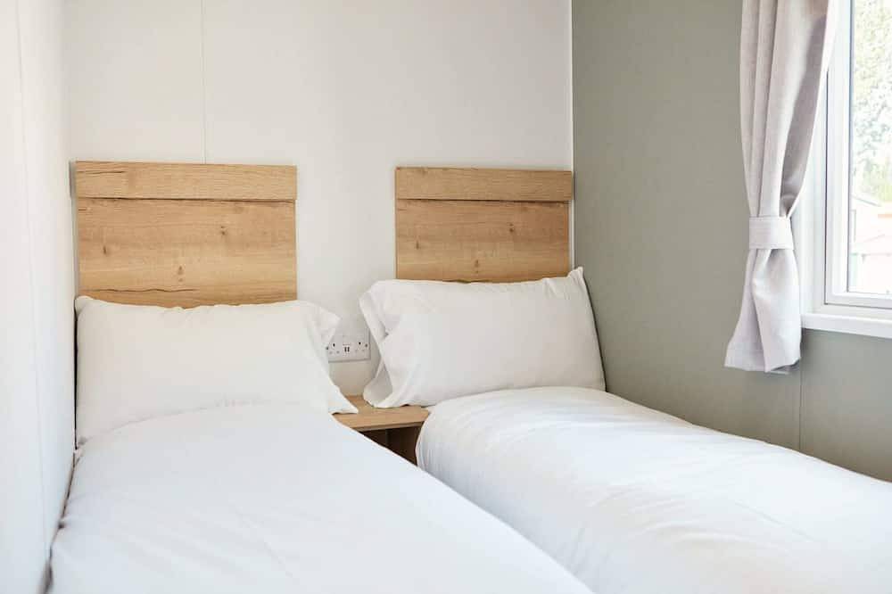 Billing Aquadrome Silver 3 Bed Caravan Pet in Northampton, Northamptonshire