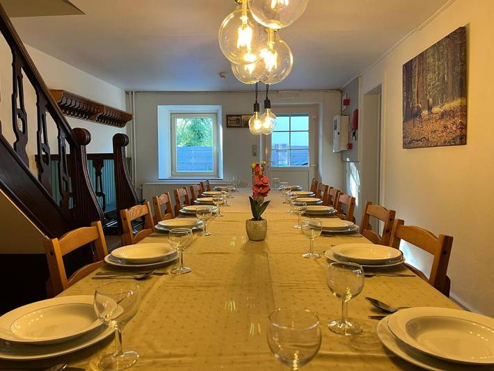 Location de vacances pour 15 personnes, avec jardin ainsi que sauna et vue dans Marcourt - 3