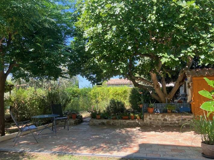 Maison d’hôte pour 6 personnes, avec jardin et vue à La Cadière-et-Cambo