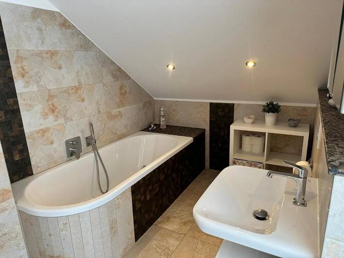 Ferienhaus für 10 Personen, mit Balkon und Terrasse sowie Garten und Sauna im Weimarer Land - 2