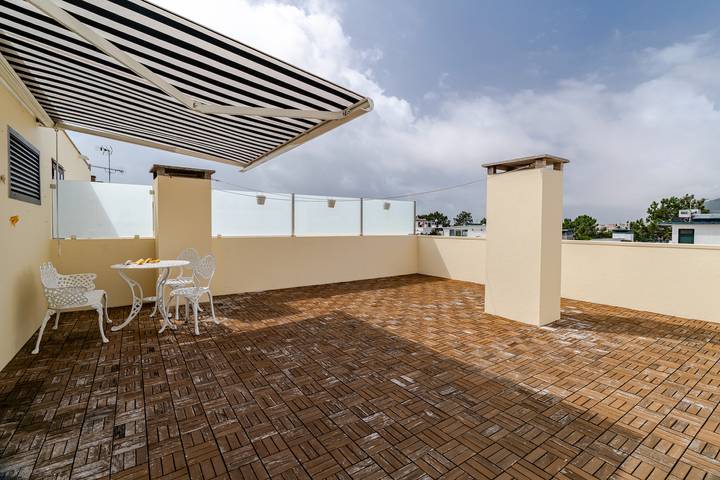 Gîte pour 6 personnes, avec jardin dans Darque - 2