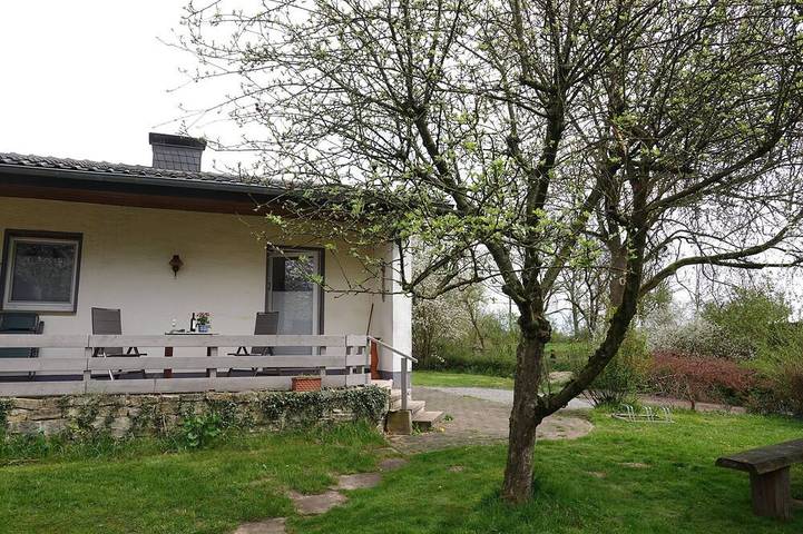 Ferienwohnung für 3 Personen, mit Terrasse und Garten in Bad Salzuflen