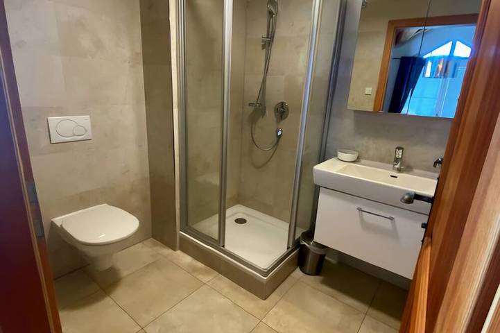 Luxus Chalet ruhig gelegen nahe Skipisten und Badesee/Strandbad Zell am See in Piesendorf, Pinzgau