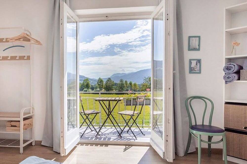 Ganze Wohnung, Doppelzimmer Franzl - Gästehaus Drachennest in Sankt Lorenz, Mondsee & Irrsee