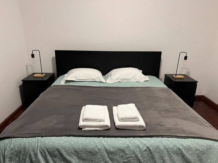 Location de vacances pour 4 personnes, avec jardin et vue à Lajes das Flores - 2