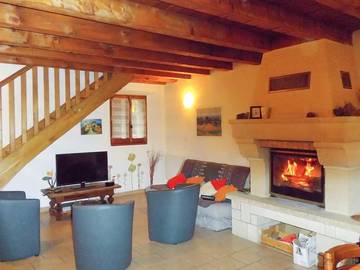 Gîte pour 6 Personnes dans Les Bondons, Massif central, Photo 1