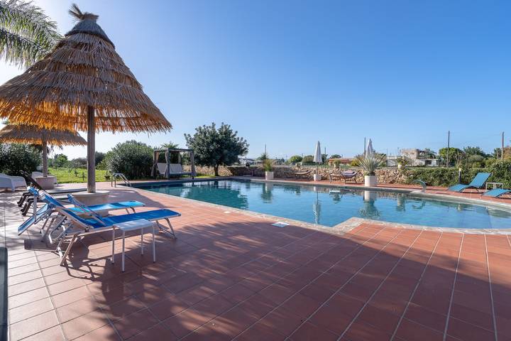 Villa per 12 persone, con giardino a Siracusa