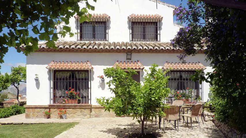 Vakantiehuis voor 12 personen, met tuin en zwembad, met huisdier in Antequera