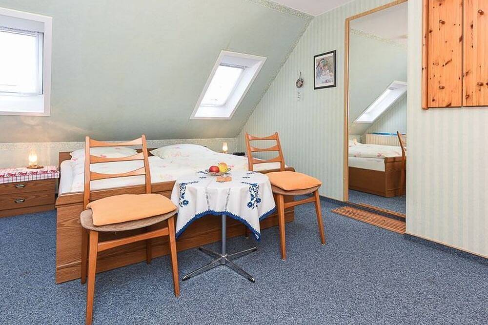 Ganze Wohnung, Zimmer Südblick - Ferienhof Bremer in Groß Holum in Groß Holum, Neuharlingersiel