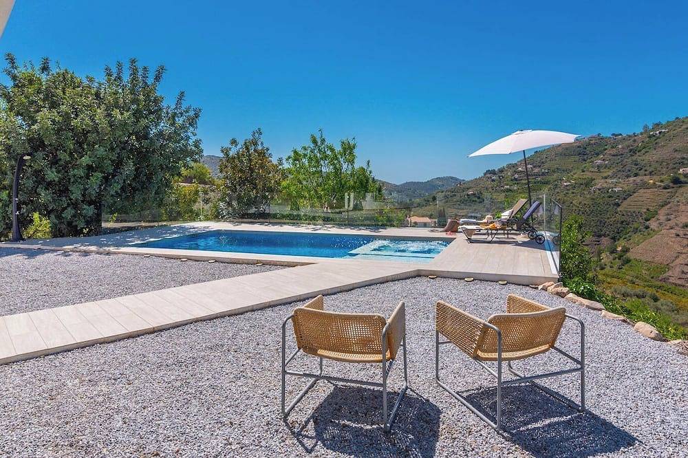 Casa vacanza a Cómpeta a partire da 156€ a notte