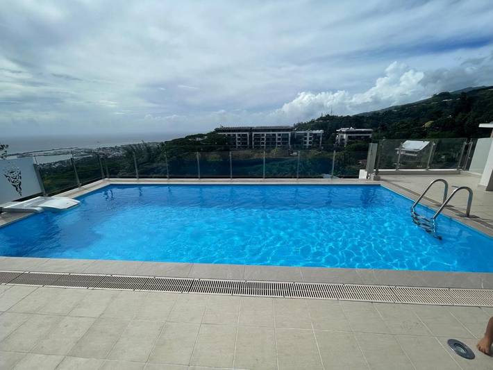 Gîte pour 2 personnes, avec piscine et terrasse dans Faa'a - 3