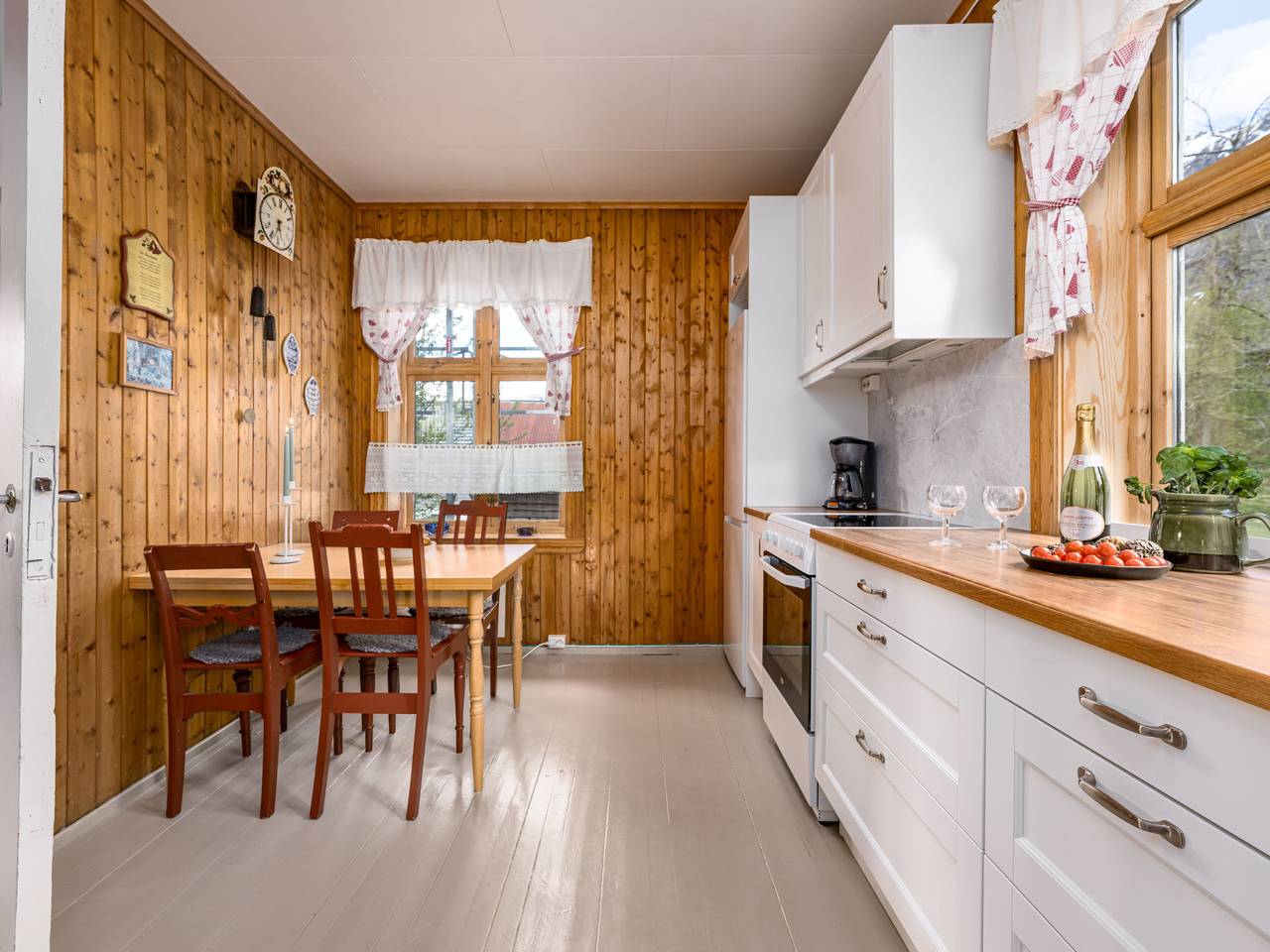 Elvehuset in Haukedalen, Førde