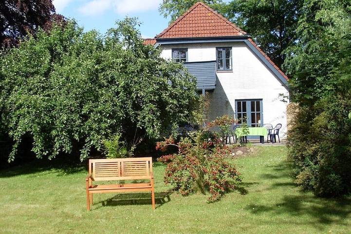 Ferienwohnung für 4 Personen, mit Garten in Fahrdorf