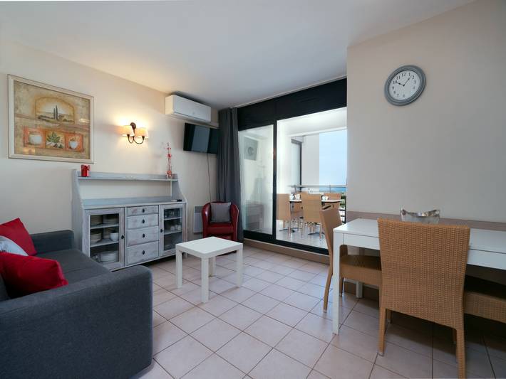 Location de vacances pour 4 personnes, avec balcon dans Plage Rochelongue