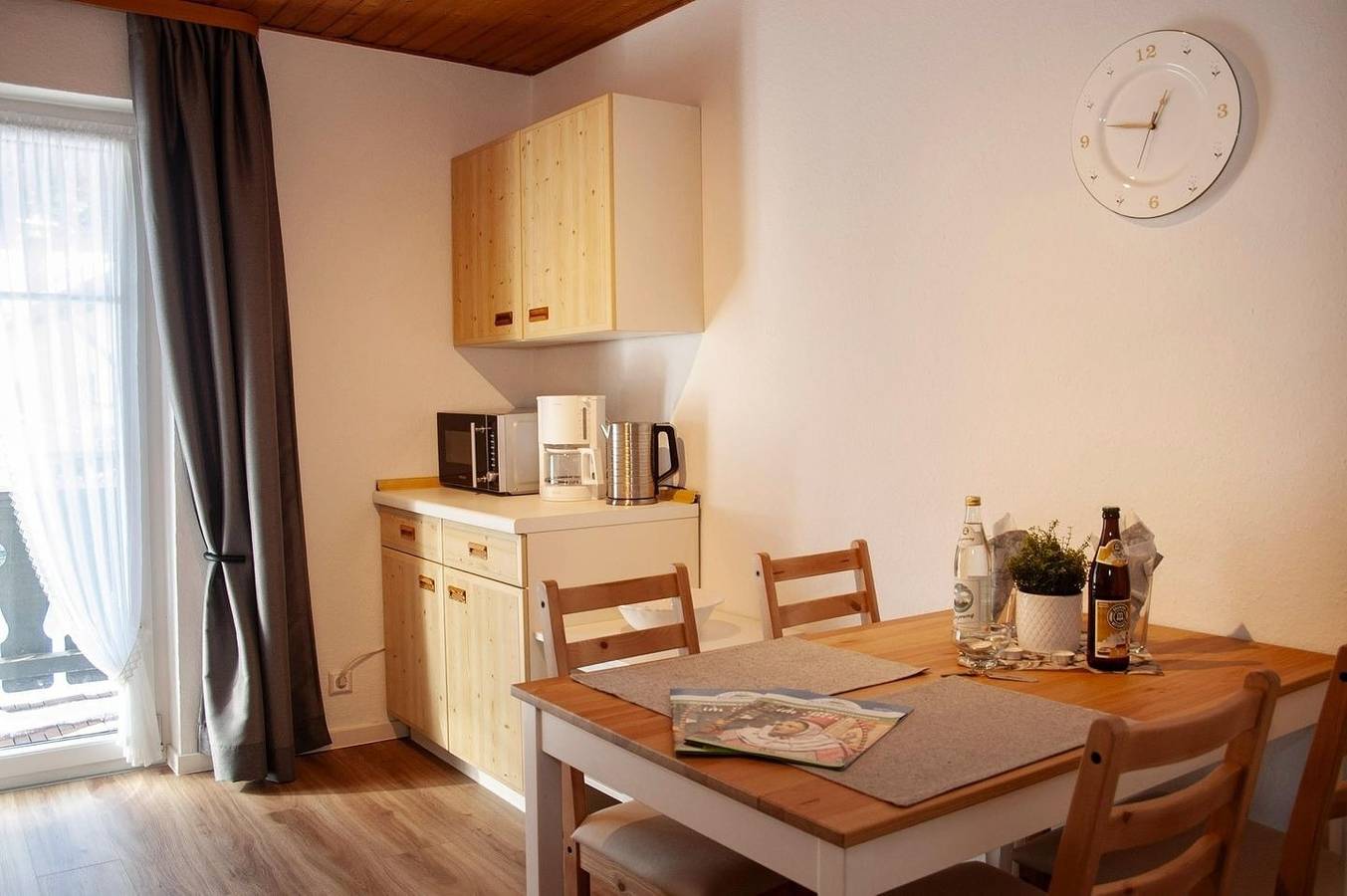 Geheel vakantieappartement, Vakantieappartement voor 2 personen met balkon in Mittenwald, Beierse Alpen