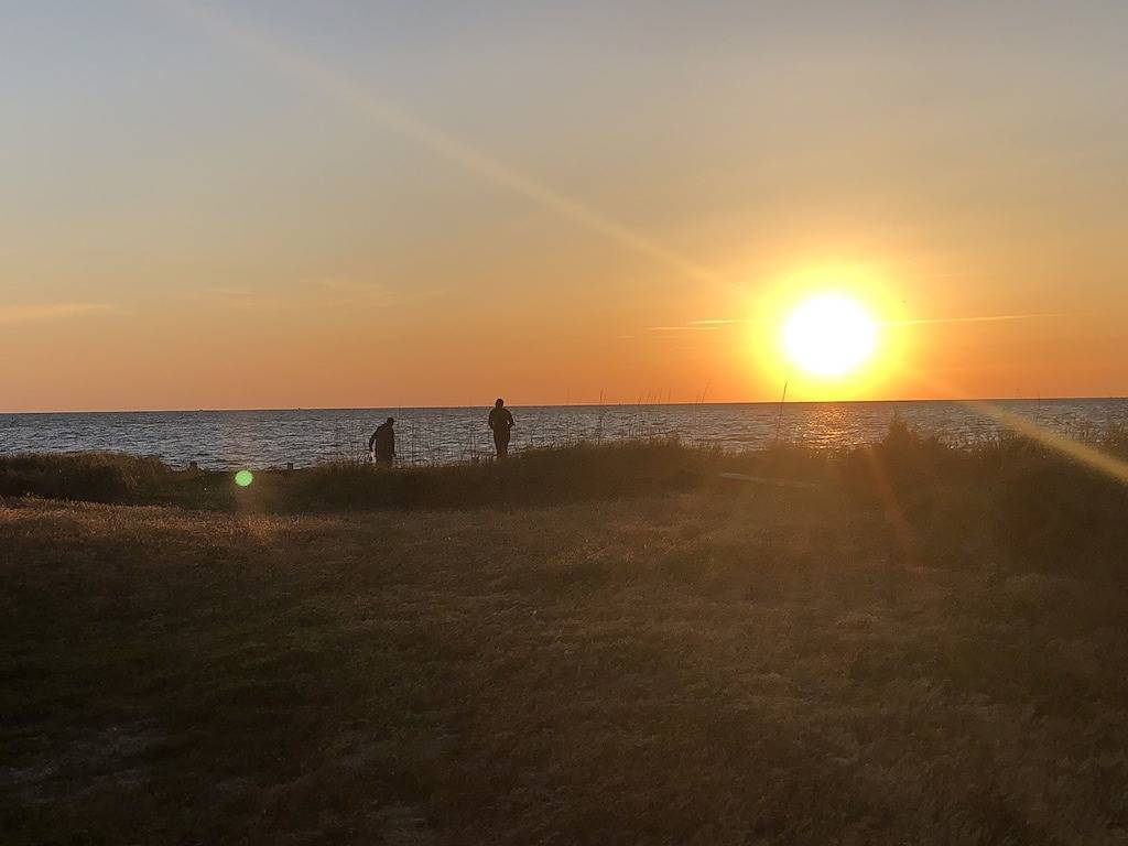 Sunset Cottage on the Pamlico Sound\nperfect for Kite surfing in Avon (NC), Pamlico Sound