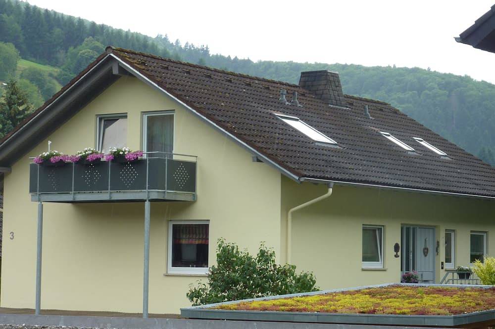 Ganze Wohnung, In Münstertal!!!!! Hochwertig eingerichtete 4 * Fewo 64 qm für 2 Pers. in Untermünstertal, Münstertal