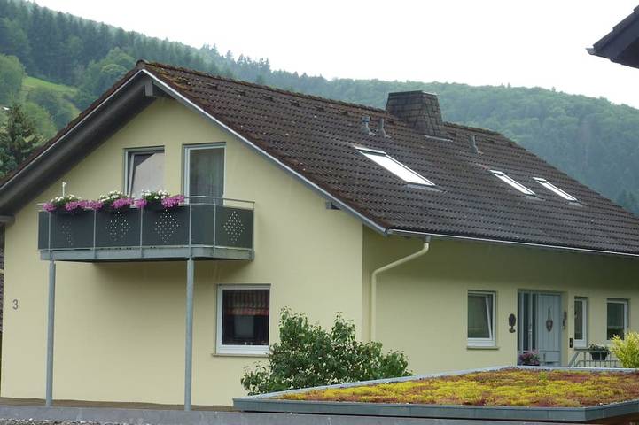 Gîte pour 2 personnes, avec balcon à Münstertal