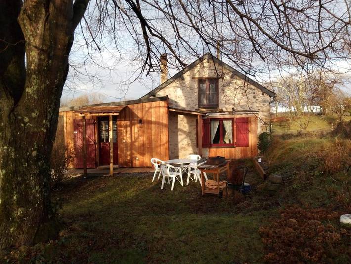 Location de vacances pour 3 personnes, avec vue à Peyrouse - 2