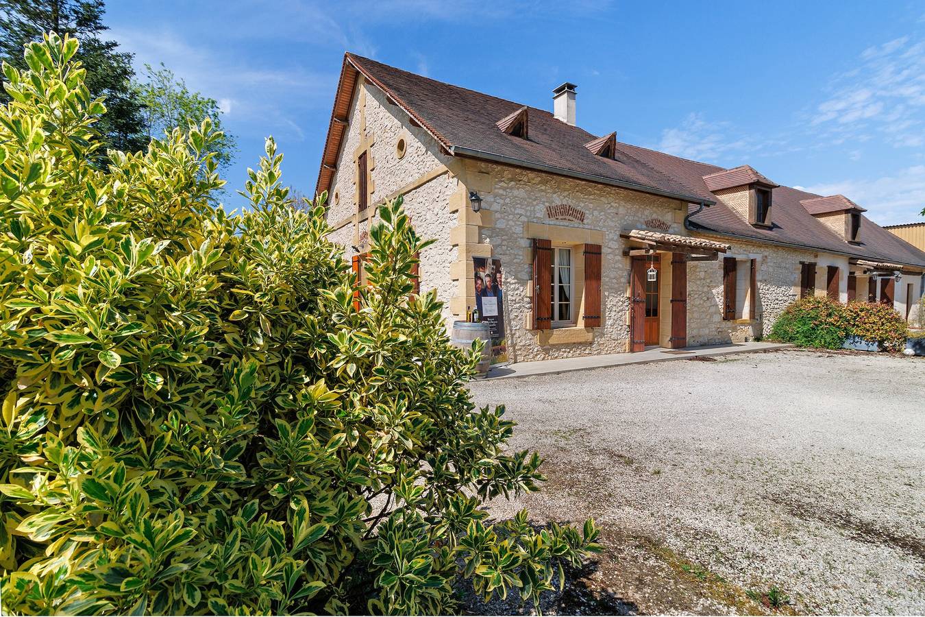 Großes Ferienhaus Château Haut Lamouthe mit privater Terrasse, Garten und Wlan in Lamonzie-Saint-Martin, Périgord Pourpre