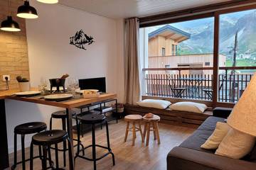 Gîte pour 4 personnes, avec balcon et piscine dans Office De Tourisme De Tignes Le Lac
