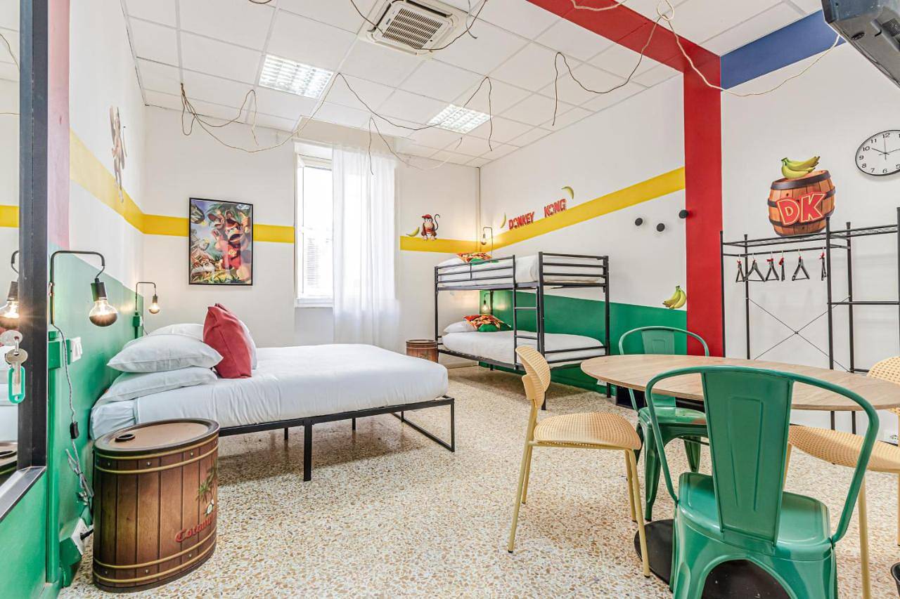 Game Rooms Experience in Livorno, Etruskische kust