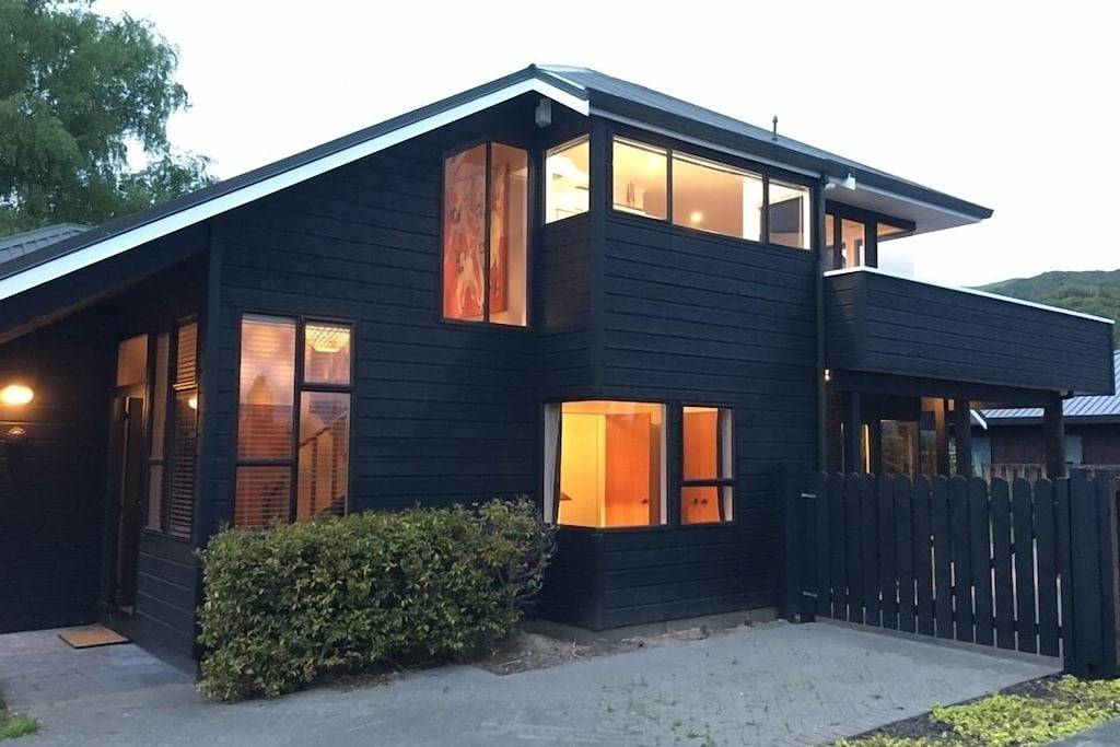 „Cedarview at Kinloch“ - ein brillantes Ferienhaus mit herrlichem Ausblick in Taupo District