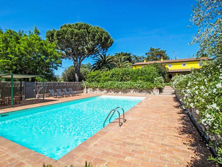 Villa il Pellicano in San Vincenzo, Costa degli Etruschi