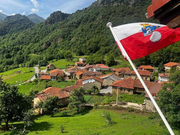 Casa rural para 2 personas, con Terraza y Jardín en Liébana