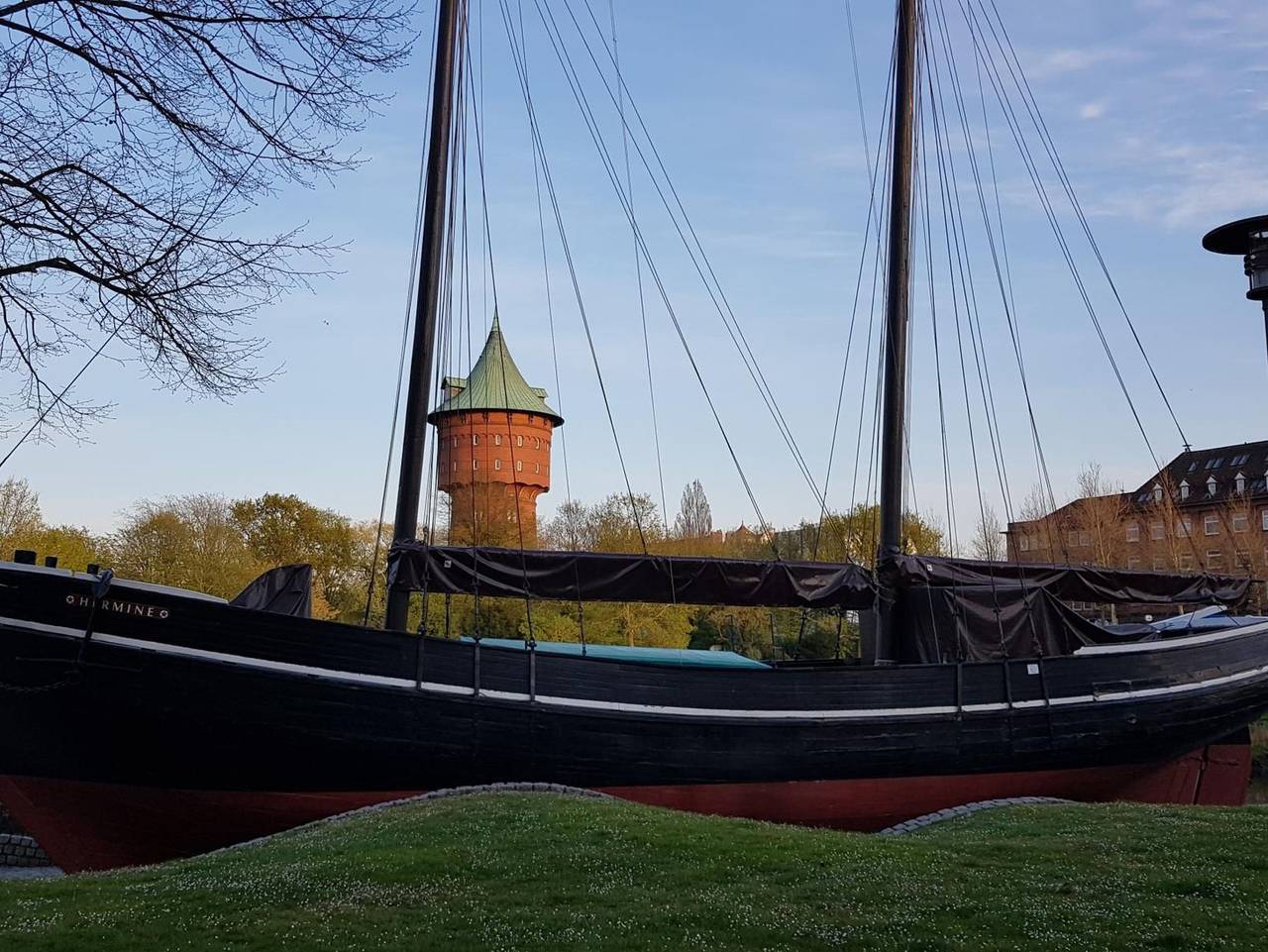 Ganze Ferienwohnung, Residenz am Yachthafen - Ray-1.13 - Stilvolle Wohnung mit Panoramablick, 2 Balkone in Hafen Cuxhaven, Cuxhaven