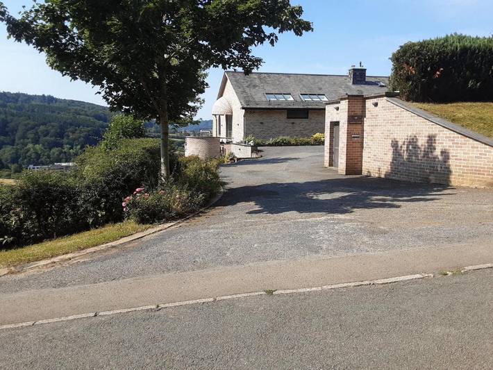 Gîte pour 2 personnes, avec piscine ainsi que vue et jardin dans Région de Liège - 4