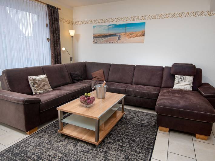 Ferienhaus für 6 Personen, mit Terrasse und Garten in Norddeich - 2