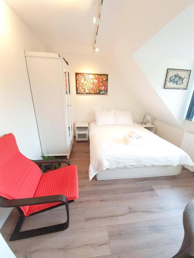 King Room with Garden View in Kijkduin, La Haye