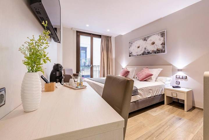 Hôtel pour 2 personnes, avec terrasse à Reus - 2