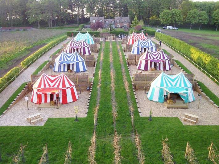 Glamping for 4 people, with Terrace and Garden in Maidstone