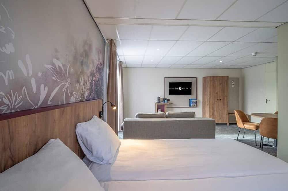 Relax & Explore: Near Drents Museum with Indoor Pool and National Park Access in Drenthe