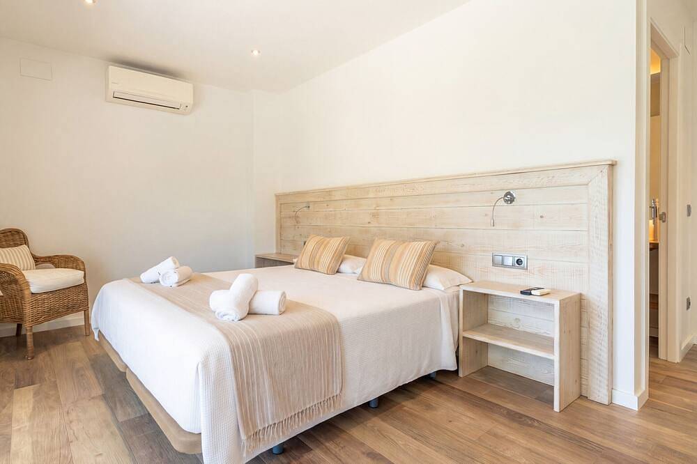 Modernes Chalet mit privatem Pool in Calella de Palafrugell, Palafrugell