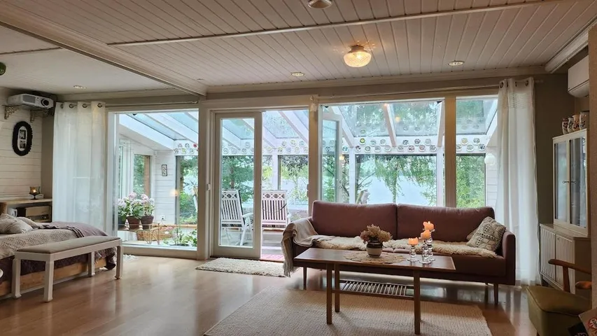 Villa für 5 Personen, mit Sauna und Seeblick sowie Garten - 1