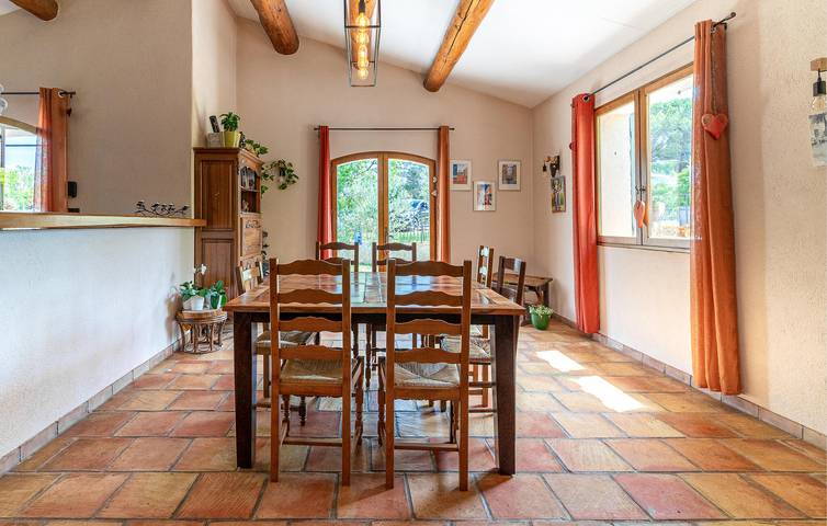 Apartamento de lujo con piscina, WiFi y aparcamiento in Venelles, Region de Aix-en-Provence