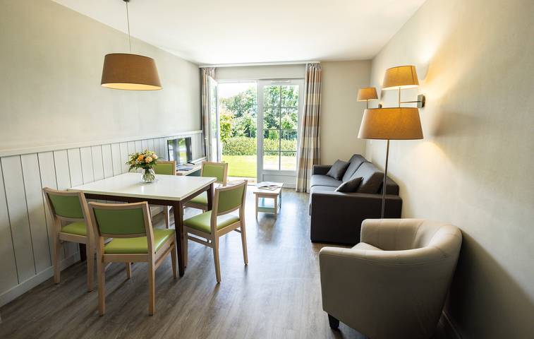 Gîte pour 2 personnes, avec piscine à Bagnoles-de-l'Orne - 4