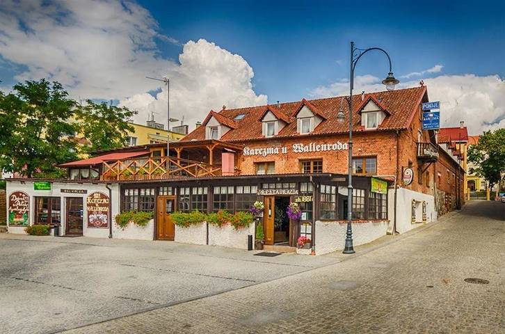 Hotel dla 3 osób, z widok na jezioro i taras w Ryn