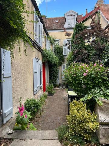 Location de vacances pour 5 personnes, avec jardin à Troyes