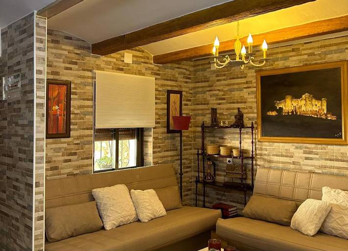 Casa rural para 10 personas, con Balcón y Terraza además de Jardín y Piscina en Quintanar de la Orden