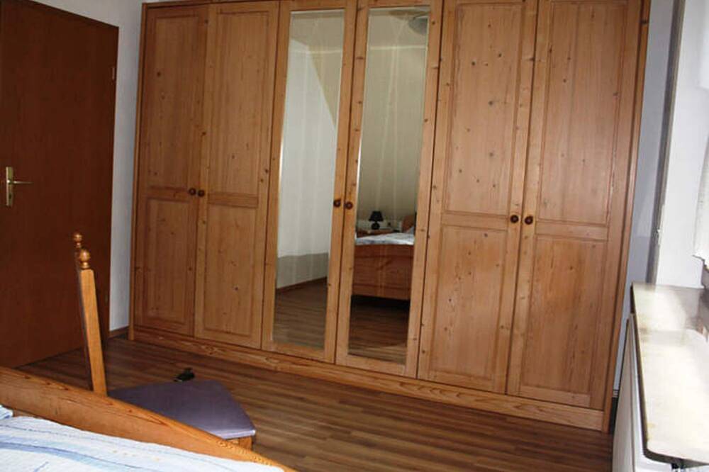 Ganze Wohnung, Ferienwohnung Herbert Best - Ferienwohnung 64qm, 2 Schlafräume, max. 5 Pers., 1 in Tonbach, Baiersbronn