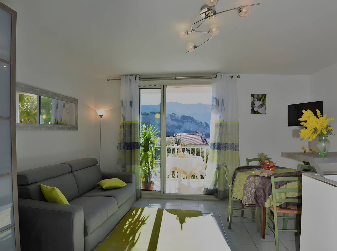 Appartement 'Le Bougainvillier' met balkon, wifi en parkeerplaats, foto 8