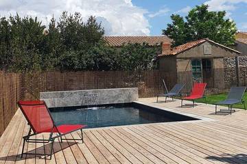 Location de vacances pour 15 personnes, avec jardin à Salles-d'Aude