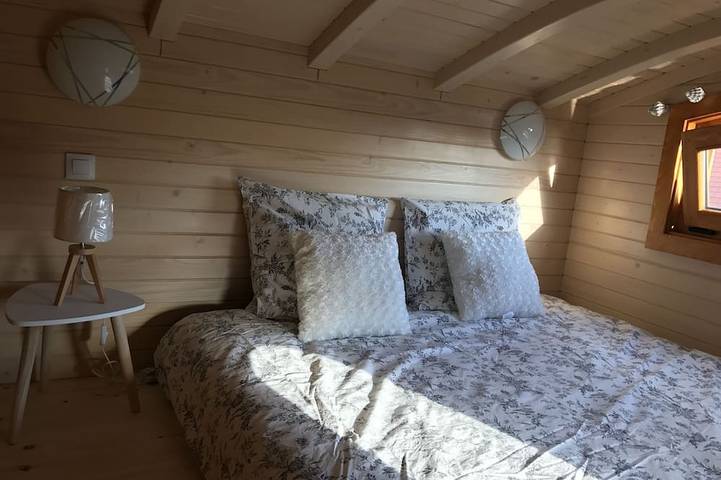 Location de vacances pour 4 personnes, avec jardin ainsi que jacuzzi et terrasse à Faycelles - 2