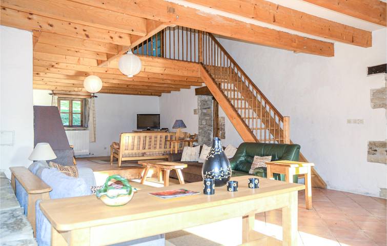 Louvenne Apartamento con Parking, Piscina y WiFi in Jura Francais